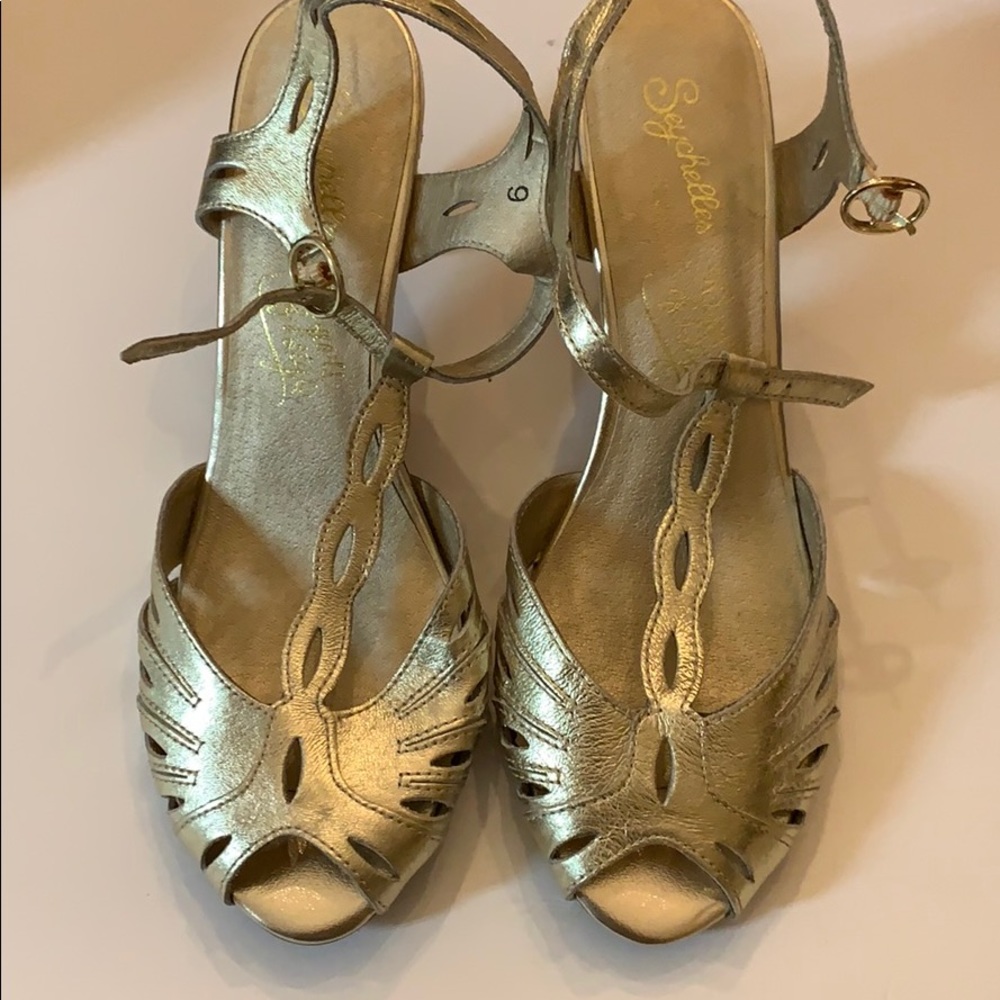 Women’s Seychelles heels